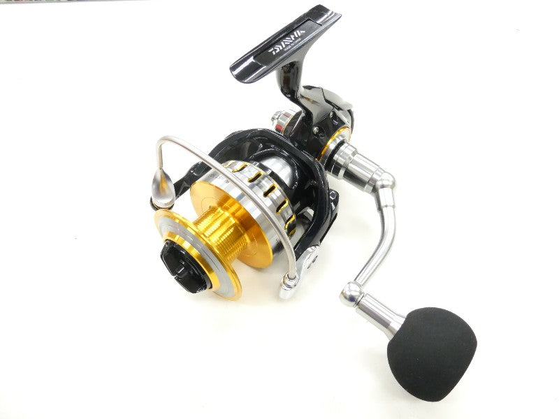 ダイワ 16 ブラスト 5000H 中古美品❗️ ダイワ 16 ブラスト 5000H 中古美品❗️ 中古品】 ダイワ 16ブラスト