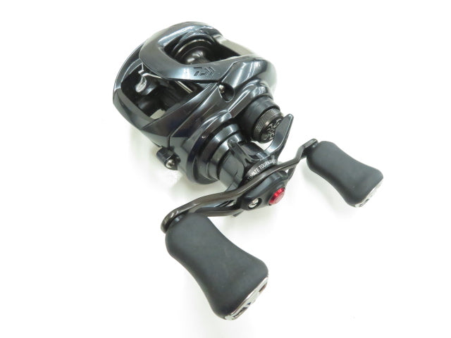 ダイワ 20 TATULA タトゥーラ SV TW ジャンク　品2台売り ダイワ(Daiwa) TATULA(タトゥーラ) SV TW 7.3L 左巻き 00613677