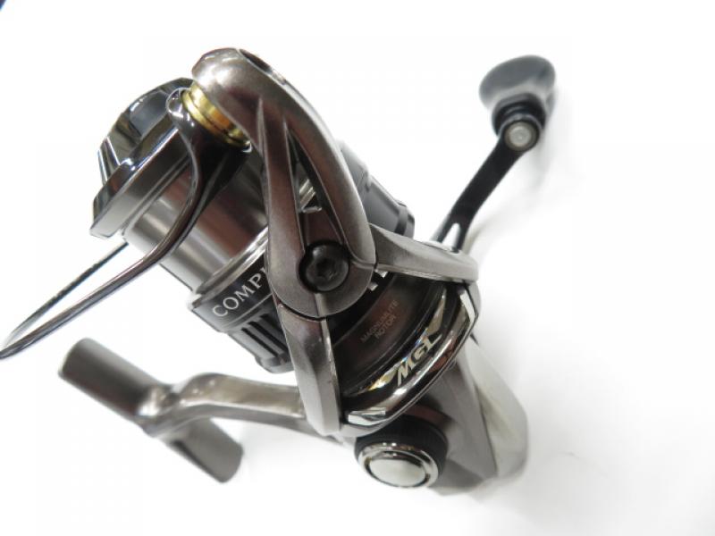 17コンプレックス C2500S F4 HG – 中古釣具の買取・販売