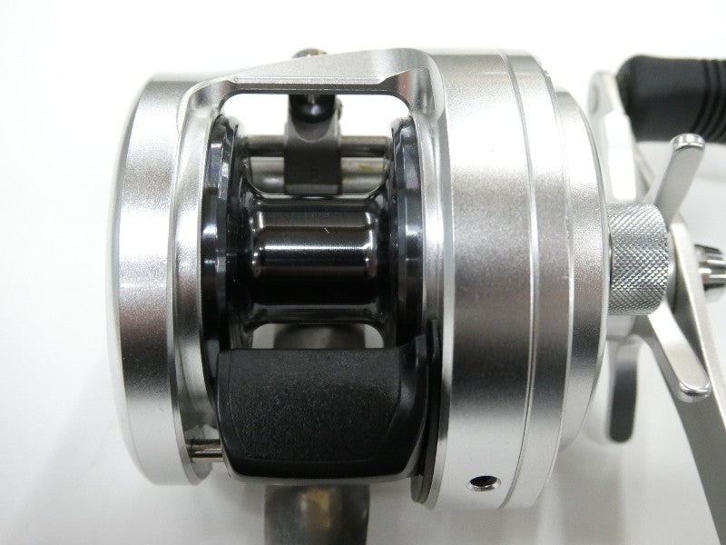 専用　美品　使用頻度小　機関良好　オシアカルカッタ200HG 専用 美品 使用頻度小 機関良好 オシアカルカッタ200HG