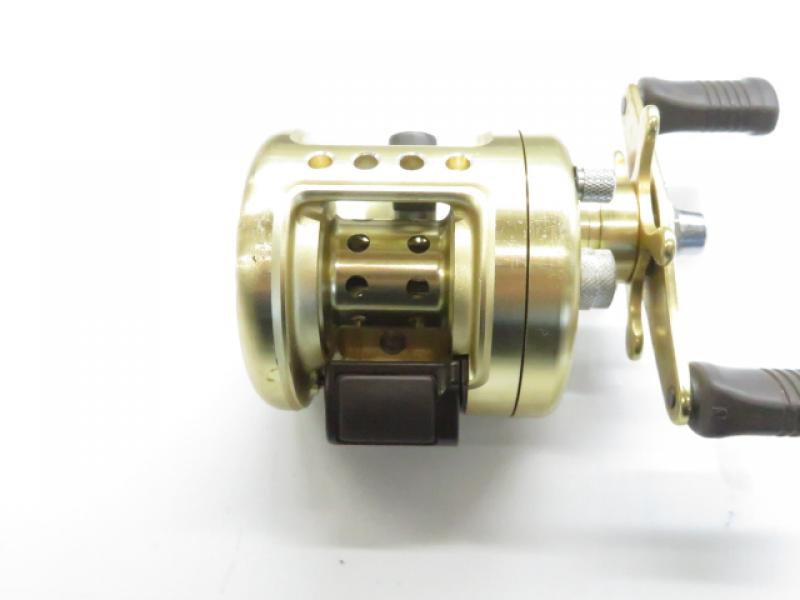 中古釣具の買取・販売 イエローフィッシュ / 96カルカッタ 50XT