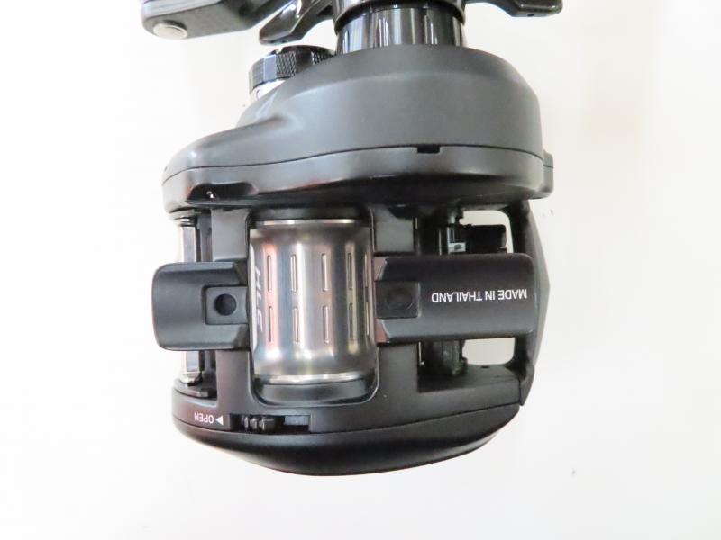 中古釣具の買取・販売 イエローフィッシュ / 18ジリオン TW HLC